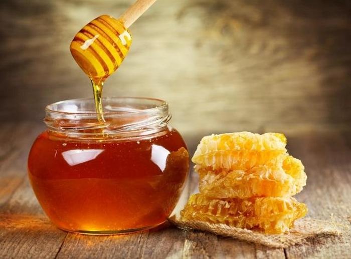 Který med je lepší: lipový nebo květový?