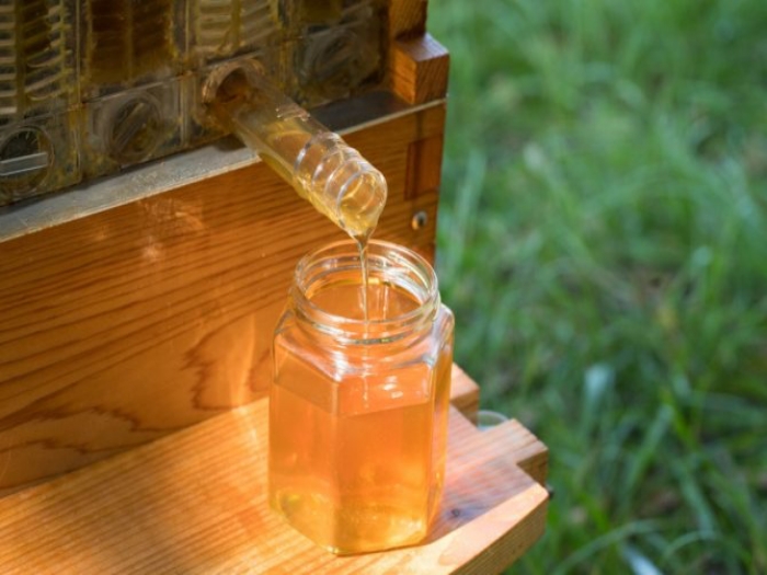 how to pump honey