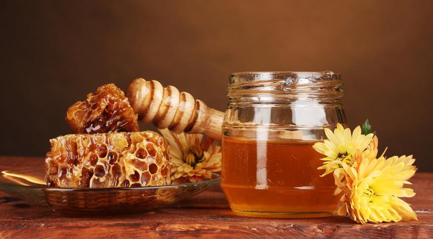 Akátový med