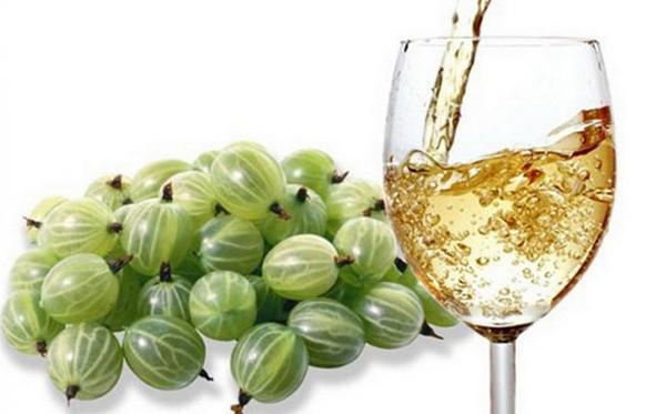 homemade gooseberry wine