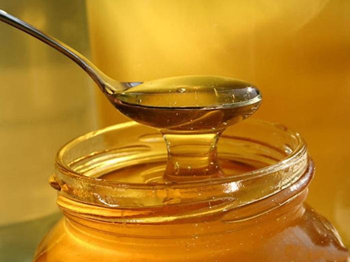 Vojtěška med