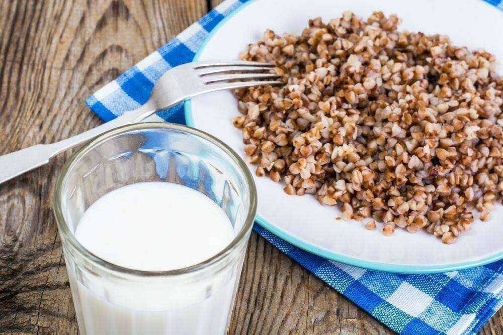 Steamed buckwheat with kefir