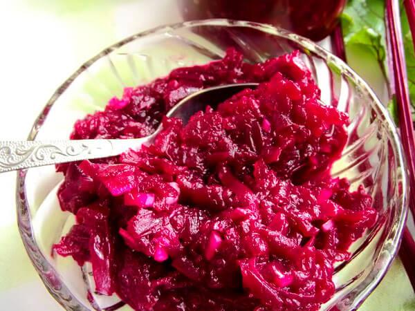 Rote-Bete-Knoblauch-Kaviar