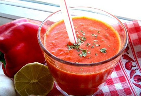 tomato juice in a glass