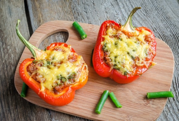 Pimentos recheados com carne e cogumelos