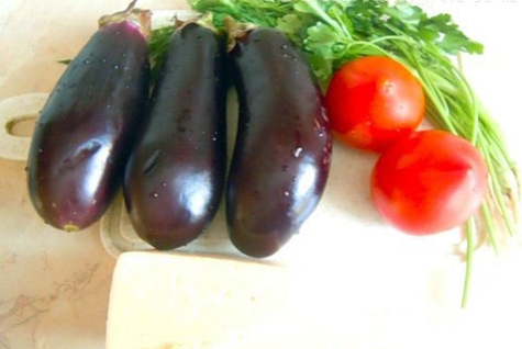 Tomate und Aubergine