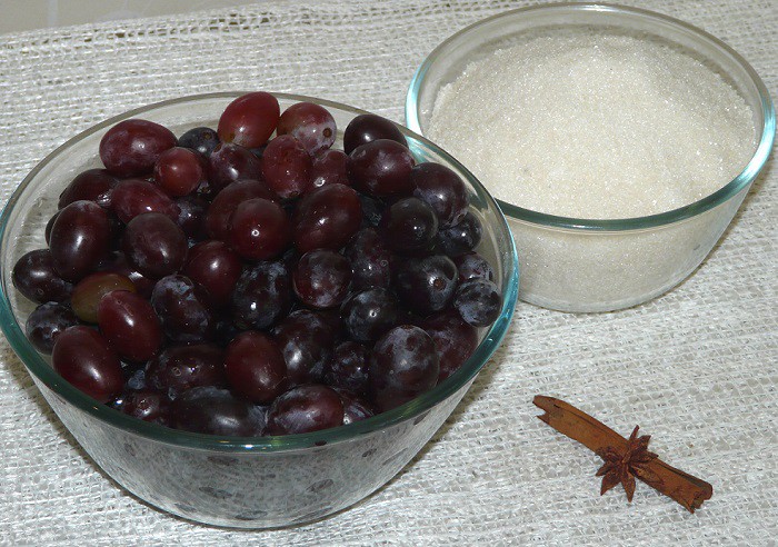 Receita passo a passo para fazer geléia de uva para o inverno em casa