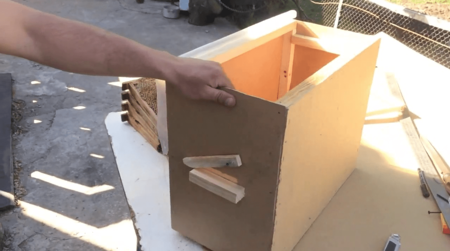 DIY swarm TRAP