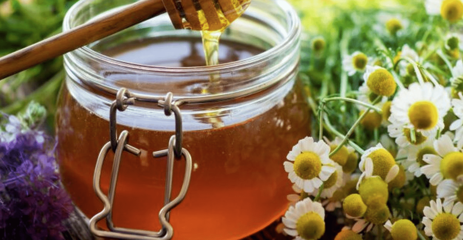 Květový med s heřmánkem