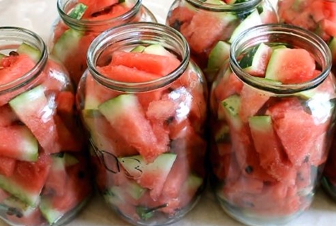 canned watermelons in jars