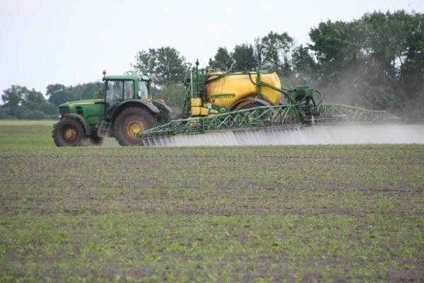 herbicide toxicity