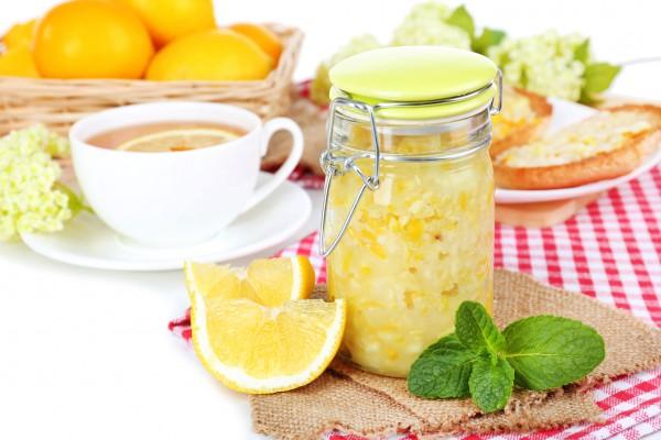 Marmelade mit Zitrone und Orange 