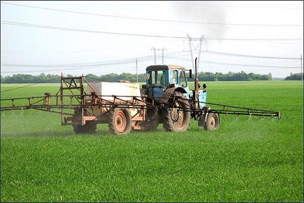 application d'herbicides 