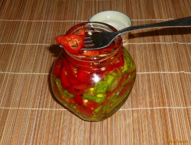 chili pepper in oil 