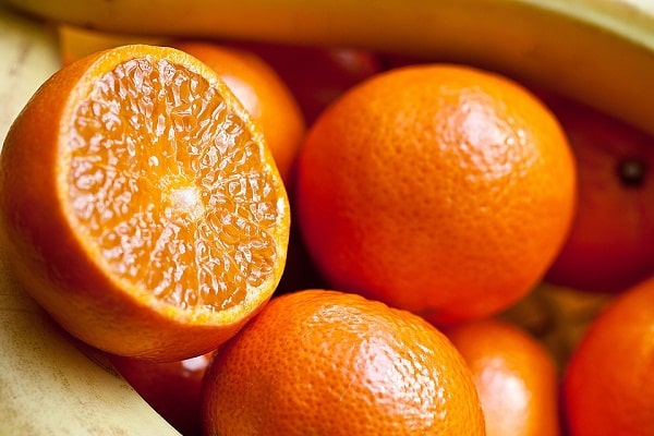 nakrájený pomeranč 