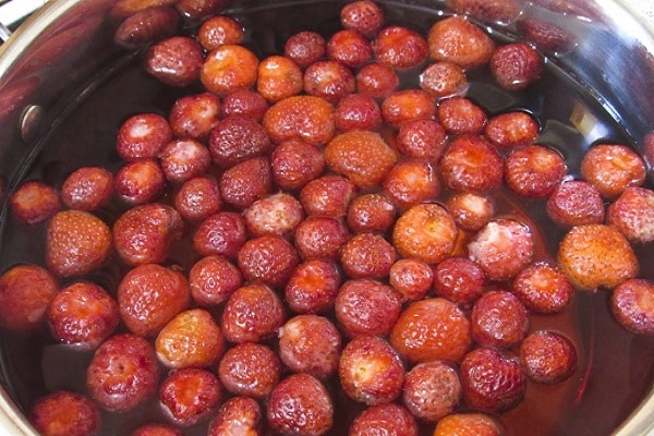 Erdbeeren hinzufügen