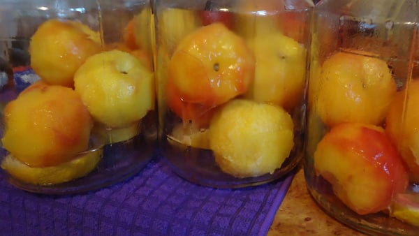 peach compote