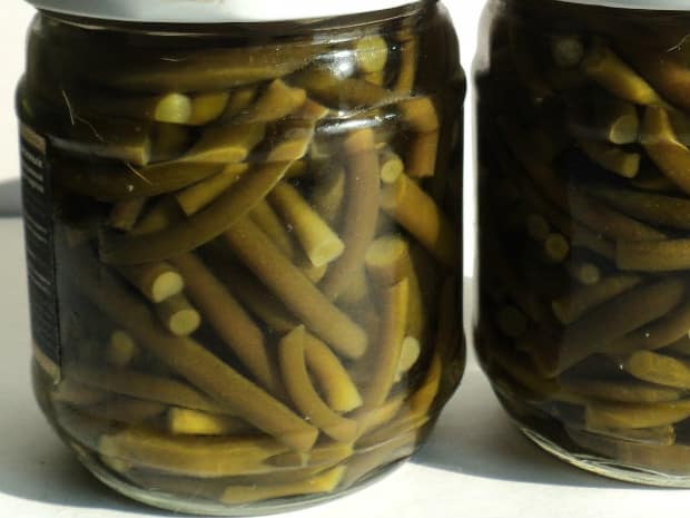 pickled garlic arrows in a jar 