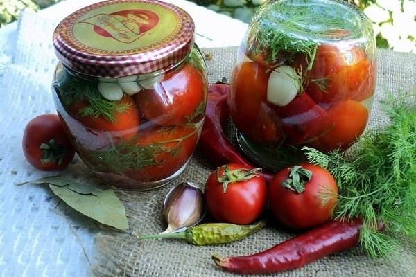 pikantní rajčata 