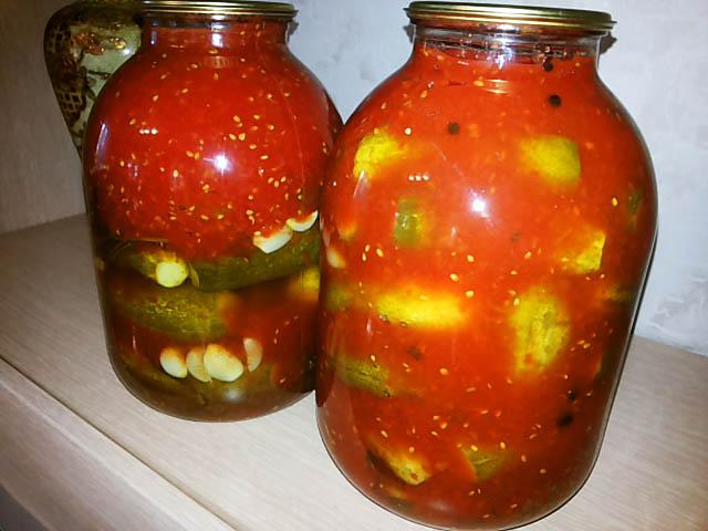 okurky v rajčatovém nálevu 