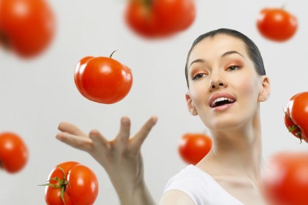 rajčata prospívají i škodí
