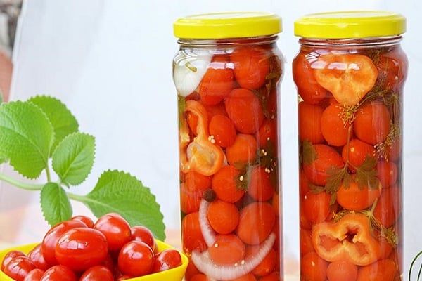 pickled tomatoes