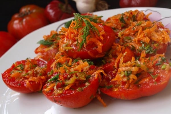 stuffed tomatoes 