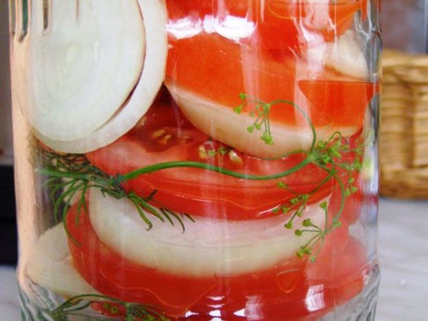 canning tomatoes