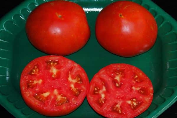 Nakrájejte rajčata