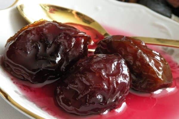 plums in sugar