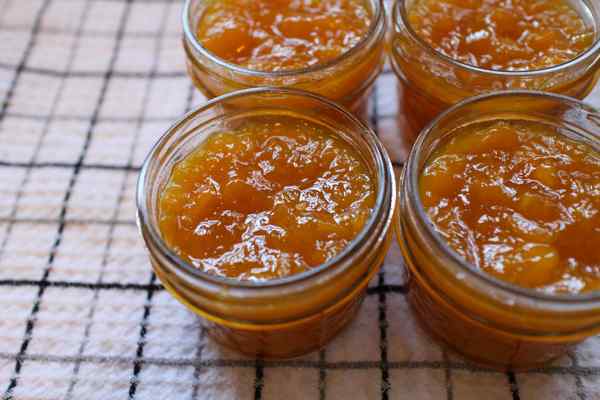 confiture de melon en bocaux