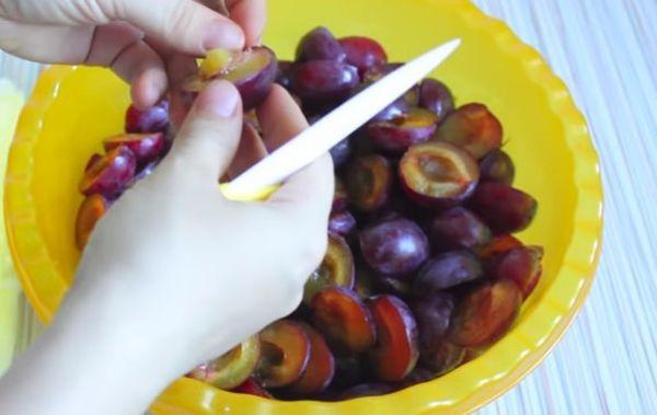 plum for jam