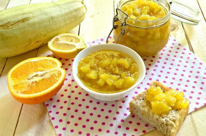 Marmelade mit Zitronen und Orange 