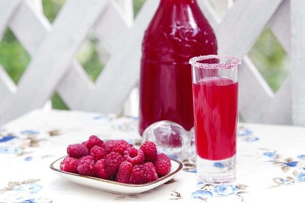 plate raspberries 