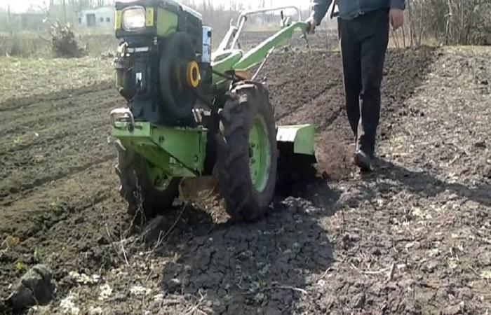 travailler sur le terrain 