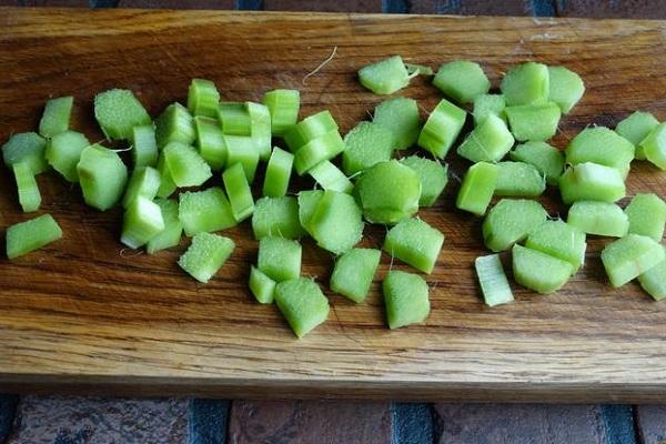 les fruits confits sont préparés 