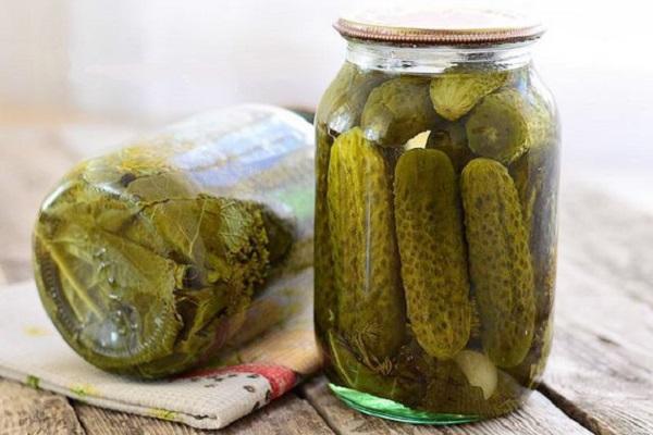 pickled cucumbers