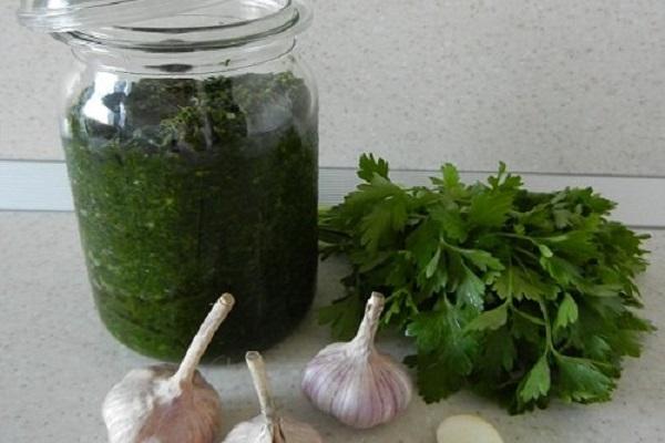 13 melhores receitas para preparar adjika verde para o inverno