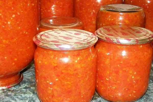 11 melhores receitas para cozinhar tomates verdes para o inverno em adjika