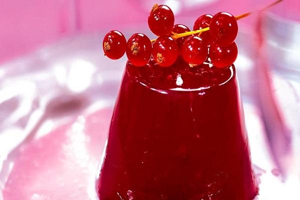 Johannisbeeren mit Gelatine